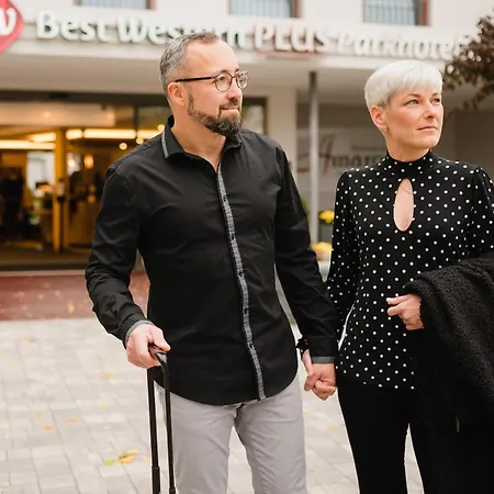 Western Parkhotel & 콧부스