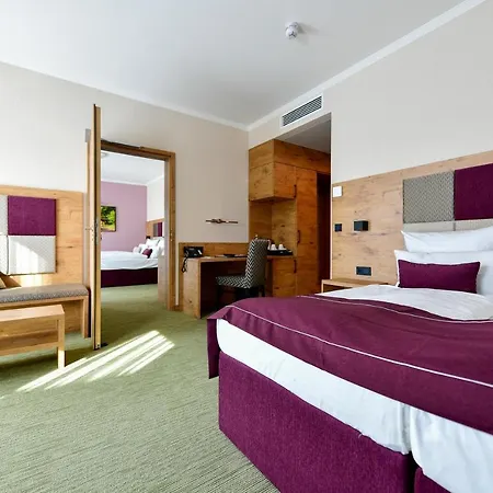 Western Parkhotel & Hotel 4*