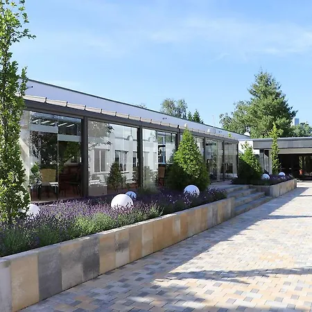 Western Parkhotel & 콧부스