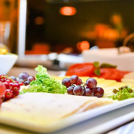 Western Parkhotel & 4*