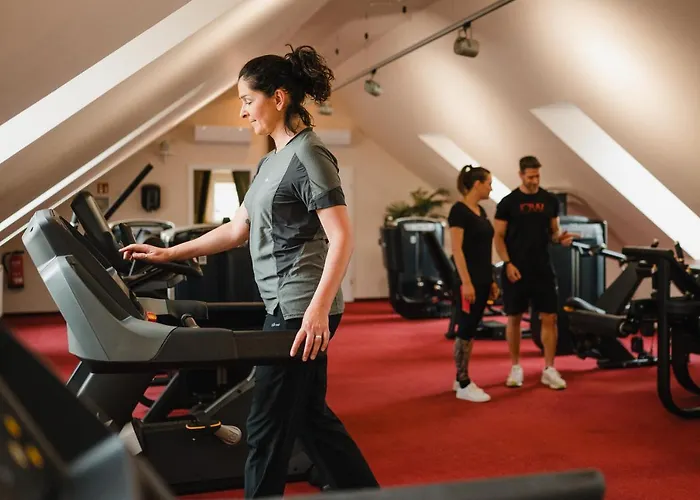 Western Parkhotel & 酒店