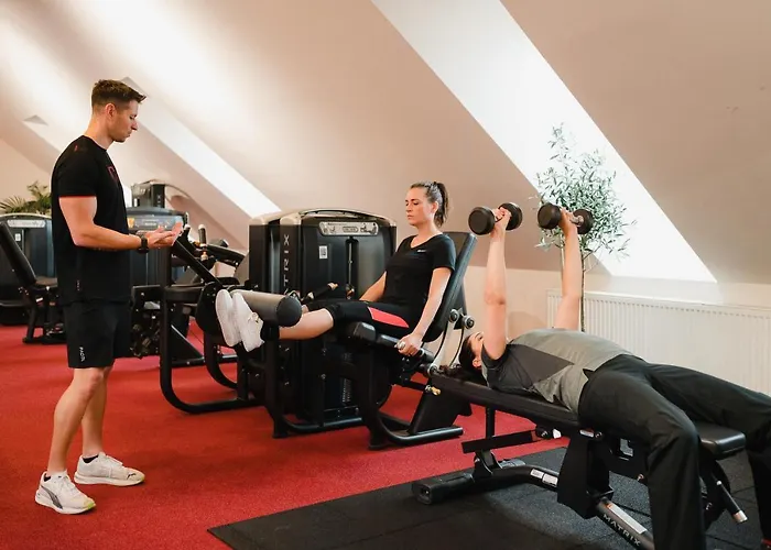 Western Parkhotel & 酒店 4*