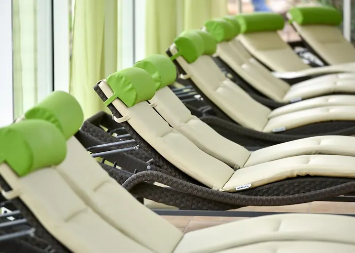 Western Parkhotel & 4* 科特布斯